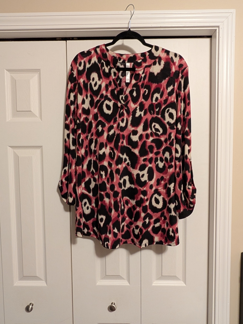 Pink Leopard Print V-Neck Tunic Top